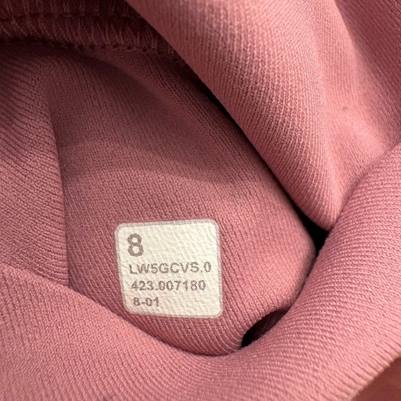 Lululemon Fast and Free tights size 8 28” length - Picture 9 of 9